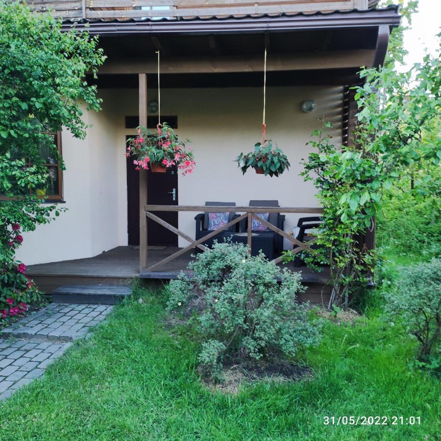 Boutigue City House With Terrace And Garden Free Parking Рига Экстерьер фото